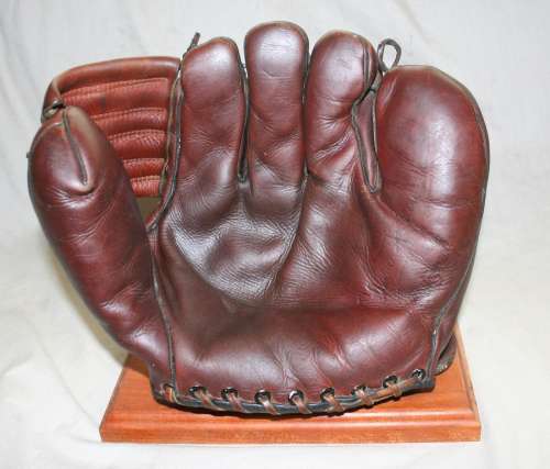 Charlie Keller Sonnett Front